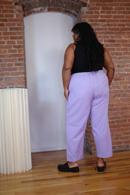  RUJUTA SHETH 스트레이트 팬츠 루주타 셰스 선데이 팬츠 라일락 - OTHER BRANDS