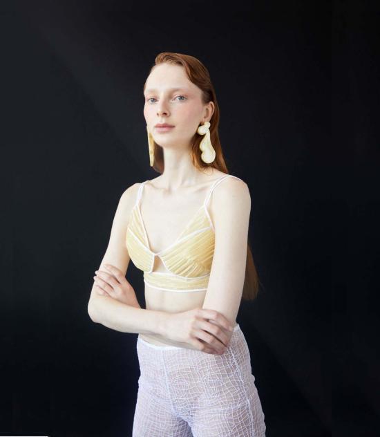  루이자 에 라 루나 민소매 티셔츠 루이사 에 라 루나 델핀 플리츠 탑 카나리 - LUISA ET LA LUNA