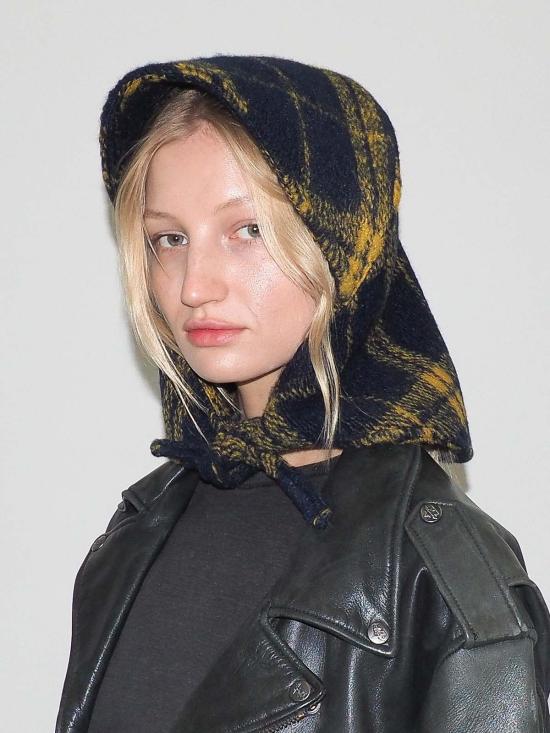  클라이드 모자 보닛 네이비/옐로우 체크무늬 플리스