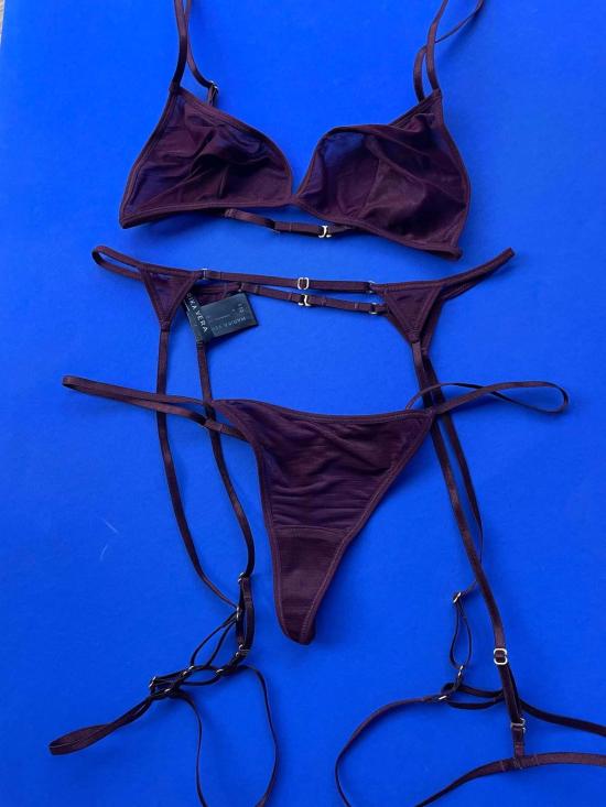  Marika Vera 라운지 웨어 마리카 베라 무어 가터벨트 버건디