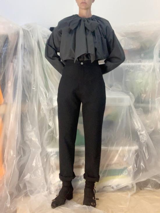  Lotta from Stockholm 스트레이트 팬츠 로타 와웬 울 팬츠 블랙