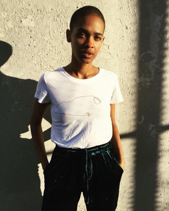  frnds of ours 반팔 티셔츠 우리 친구들 티 번호 26