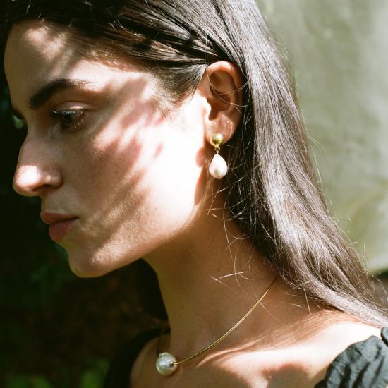  크레시오니 이어링 페를라 귀걸이, 진주와 은/황동 장식 - CRESCIONI