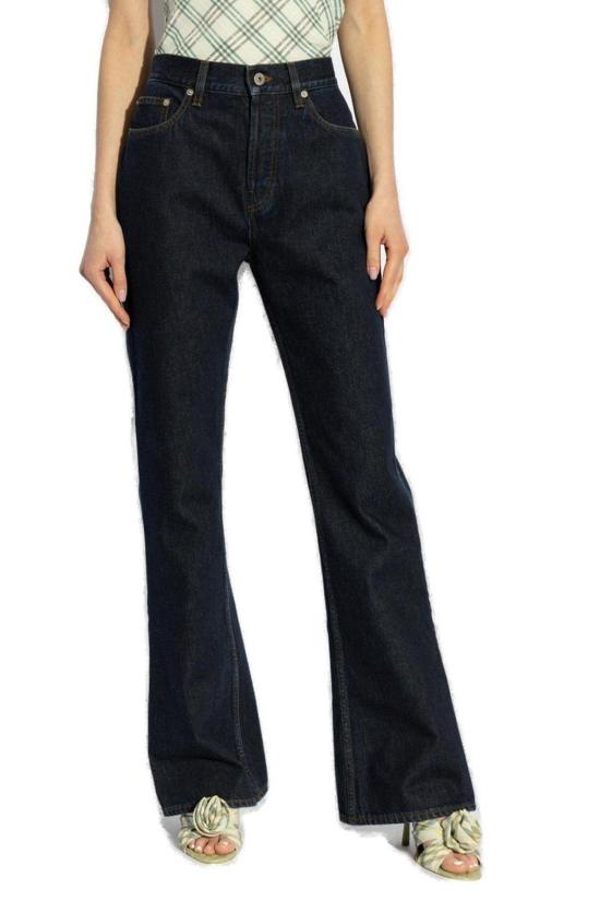  버버리 데님 팬츠 로고 패치 플레어 진 데님 - BURBERRY