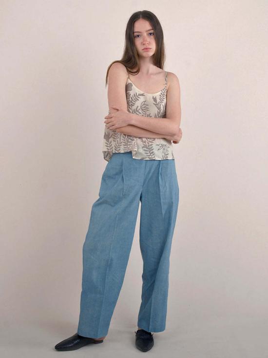  이키비 블라우스 에보니 탑 오프 화이트 - IKKIVI