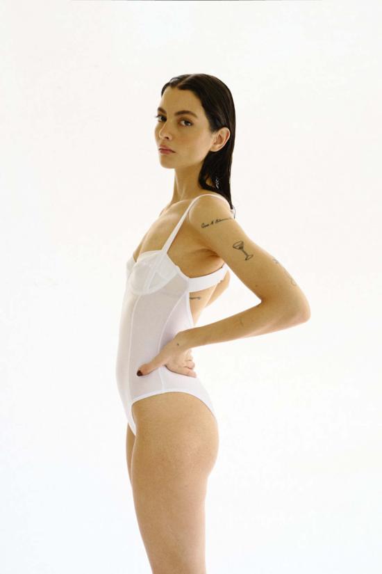  mai petit 바디수트 티셔츠 마이 쁘띠 블랑카 가죽 보디수트 화이트 - OTHER BRANDS