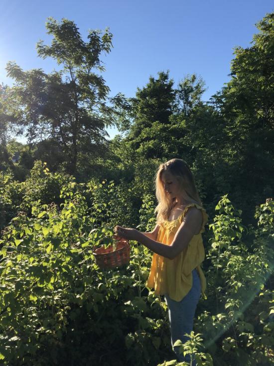  어피스 어파트 민소매 티셔츠 각각 에밀 탑 선 - APIECE APART