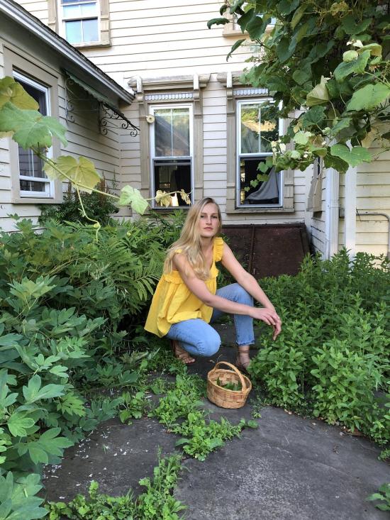  어피스 어파트 민소매 티셔츠 각각 에밀 탑 선 - APIECE APART