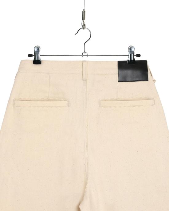  패브릭스 치노 팬츠 일본산 셀비지 원단으로 제작된 유틸리티  (에크루 색상) - FAVRICS