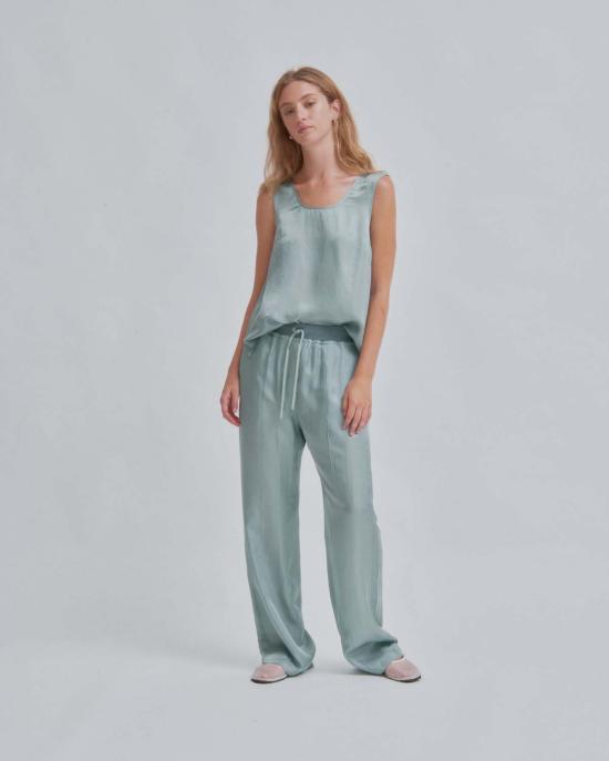  사야카 다비스 뉴욕 민소매 티셔츠 사야카 데이비스 뉴욕 U넥 탱크탑 씨폼 - SAYAKA DAVIS NEW YORK