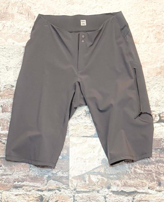  라파 숏팬츠 트레일 패스트 앤 라이트 쇼츠 그레이/라이트 그레이