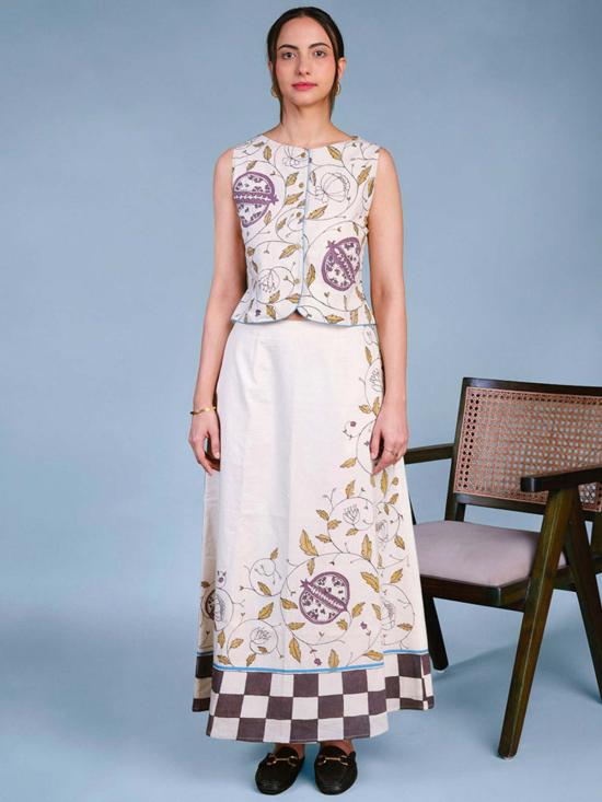  이키비 미디 스커트 페탈 프린트  오프 화이트