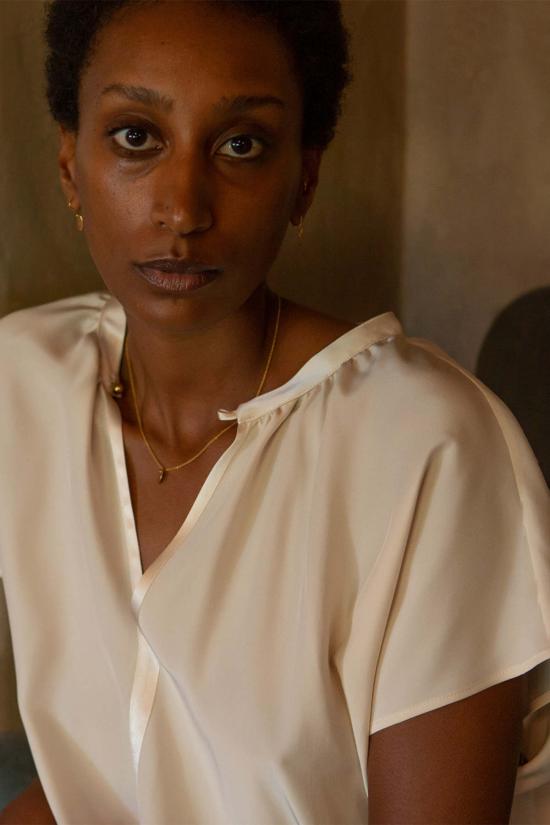  에리카 타노브 블라우스 에리카 타노프 패티 실크 샤르뫼즈  알라바스터 - ERICA TANOV