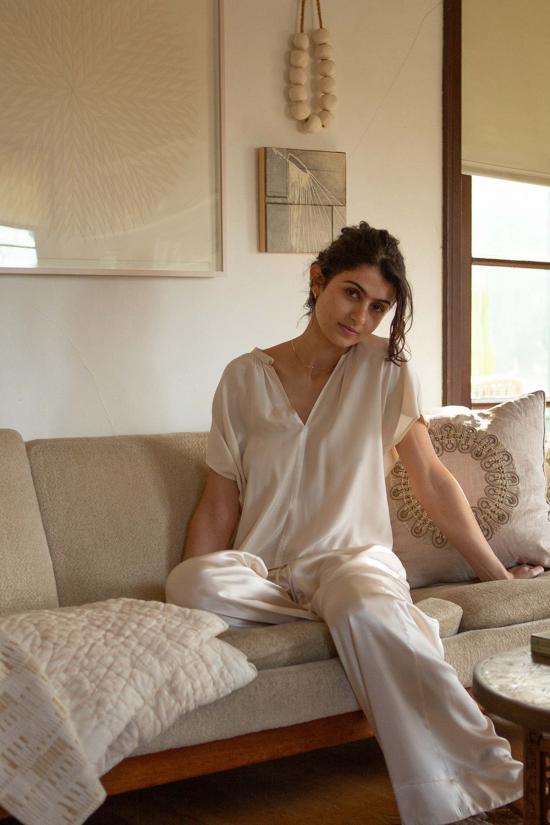  에리카 타노브 블라우스 에리카 타노프 패티 실크 샤르뫼즈  알라바스터