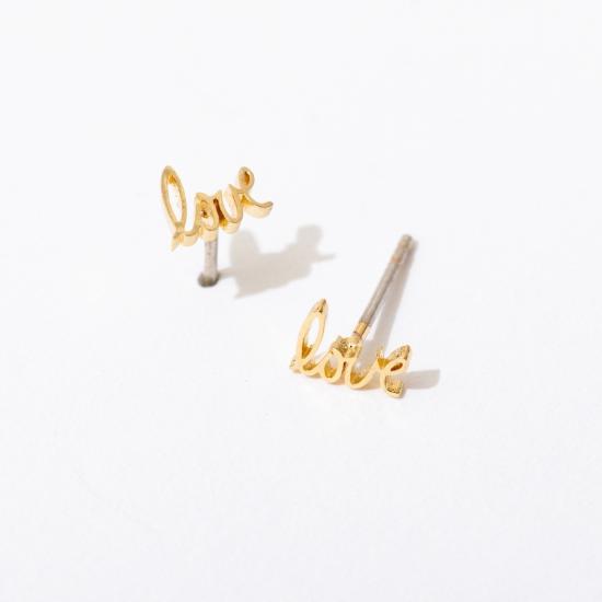  Larissa Loden 이어링 라리사 로든 러브 스터드 귀걸이 - OTHER BRANDS