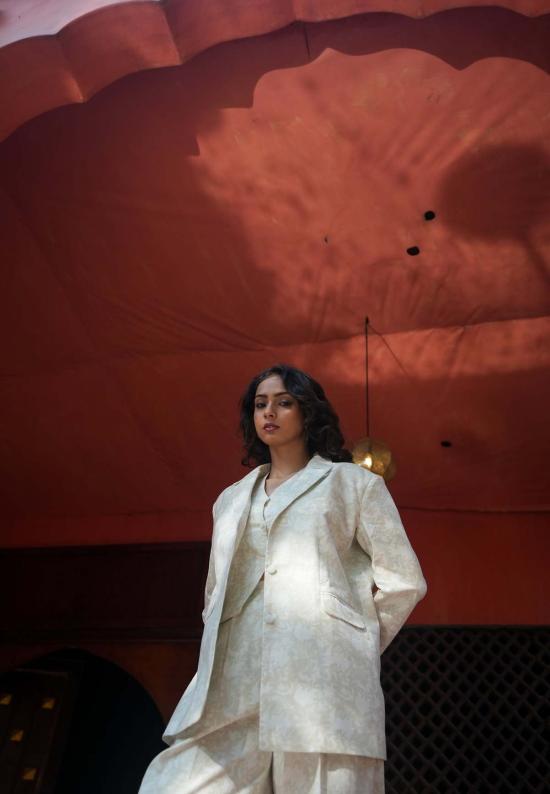  이키비 수트 자켓 노어 더블 버튼 블레이저 아이보리 - IKKIVI