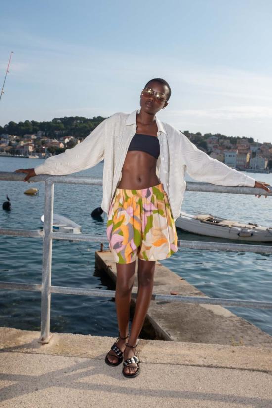  Untitled in Motion 숏팬츠 무제 인 모션 타판 단편 프레스코 플로럴 단편 - OTHER BRANDS