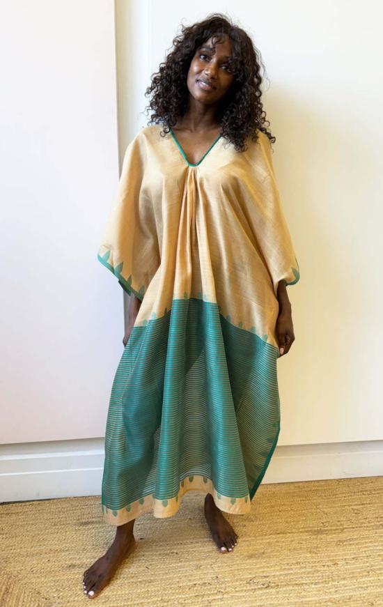  Two 롱 원피스 두 개의 사원 테두리 카프탄 - TWO