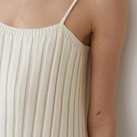  울 하이드 롱 원피스 립 드레스 에크루 - WOL HIDE