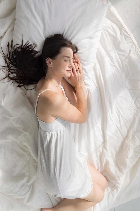  살루아 란제리 라운지 웨어 , 구름처럼 부드러운 소재로 만든 셔츠형 속옷 (화이트/헤더 그레이/블랙) - SALUA LINGERIE