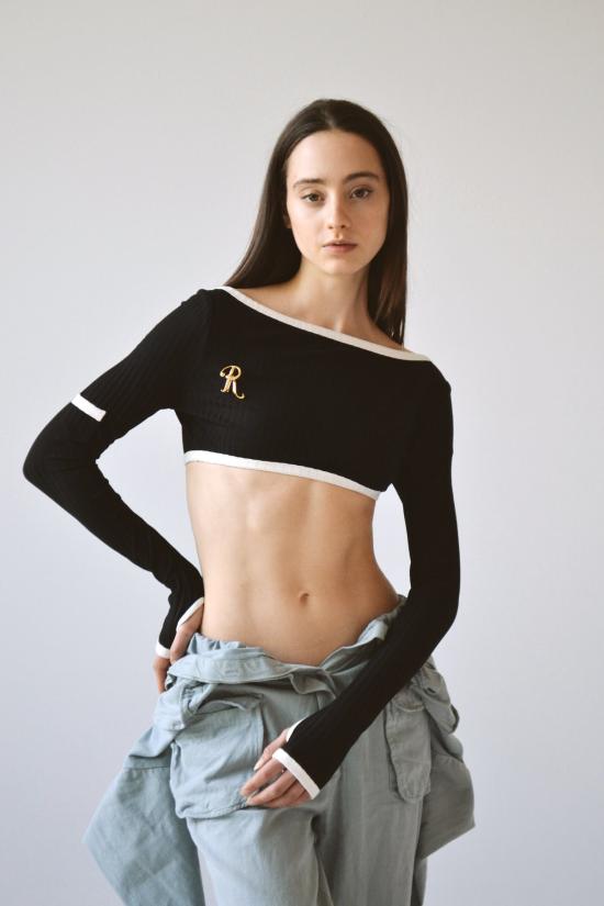  스머키 민소매 티셔츠 로마 슈퍼 스트레치 긴팔 크롭탑 - SMUCKY