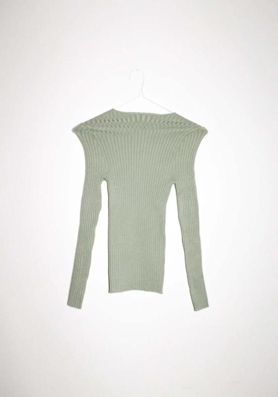  주주 터틀넥 지우 지우 논나 주얼 - GIU GIU