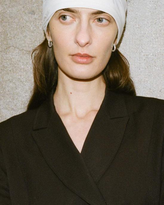  아니카 이네즈 이어링 와이드 오블리크 후프 라지