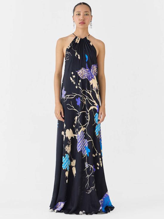  IKKIVI 롱 원피스 이키비 크레인 홀터 드레스 블랙