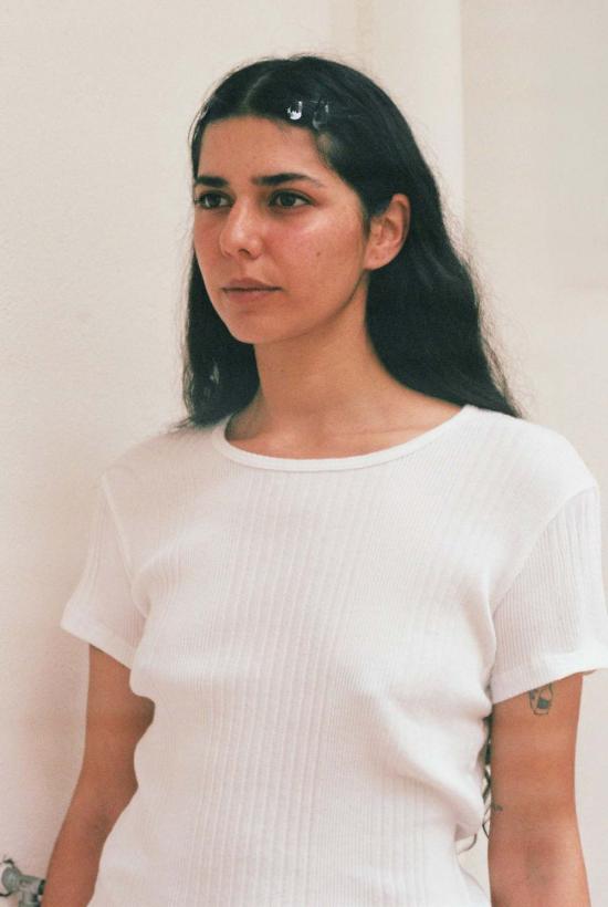  질 로드리게즈 반팔 티셔츠 길 로드리게즈 변형 립 - GIL RODRIGUEZ