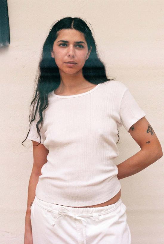  질 로드리게즈 반팔 티셔츠 길 로드리게즈 변형 립 - GIL RODRIGUEZ