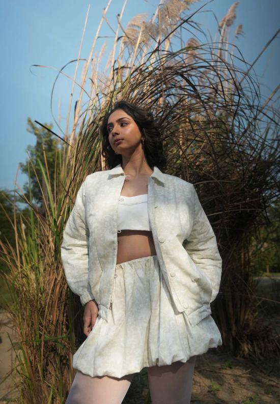  IKKIVI 봄버 자켓 Ikkivi Mohu 봄버 재킷 오프 화이트