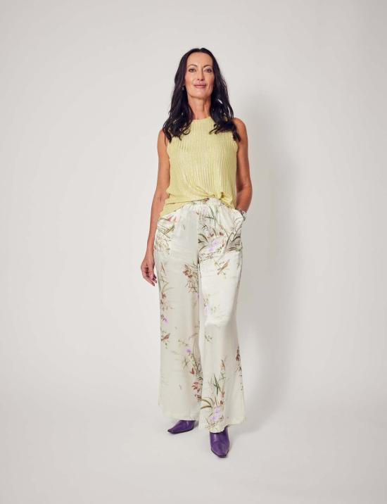  린제이 니콜라스 뉴욕 민소매 티셔츠 린지 니콜라스 뉴욕 로라 슬리브리스 크루넥 탑 선플라워 쉬머