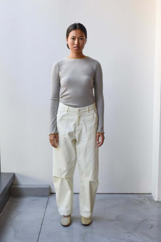  at Dawn. 긴팔 티셔츠 새벽에. 울 소재의 투톤 탑