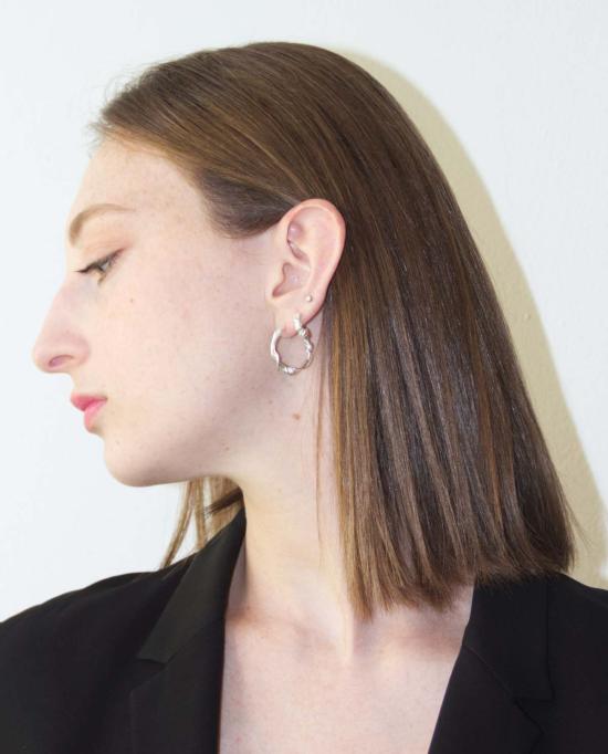  레이어스 이어링 에센스 - LLAYERS