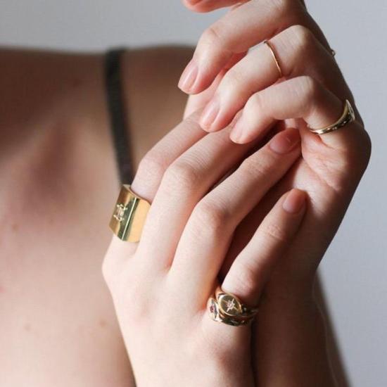  타린 토마스 반지 나라 링 에메랄드 - TARIN THOMAS