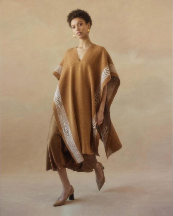  VOZ 코트 Voz Manta Diamante 판초 골드 - OTHER BRANDS