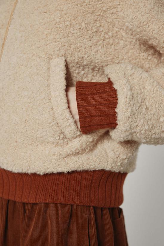  아멘테 봄버 자켓 울 블렌드 골지 숏 봄버 재킷 오트밀 색상 - AMENTE