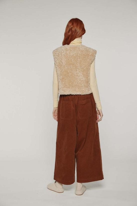  아멘테 베스트 리버서블 퍼 숏  오트밀/베이지 - AMENTE