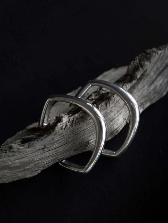  MAANCY 커프스 링크/타이 홀더 마안시 사선 팔찌 - OTHER BRANDS