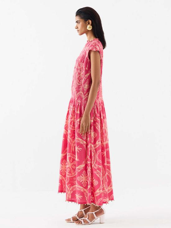  이키비 롱 원피스 Ikkivi 아레카 팜 루칭 드레스 핑크 - IKKIVI