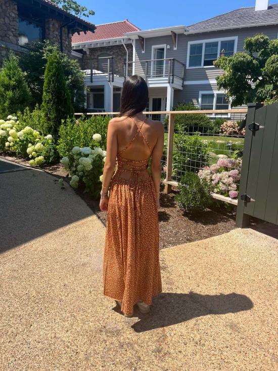  콘라도 롱 원피스 타이백 맥시 드레스 - CONRADO