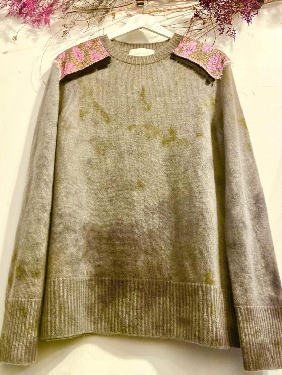  예세이트 스웨터 Yesaet Hirut 식물 염색 크루넥  Vintage Camo Botanical - YESAET