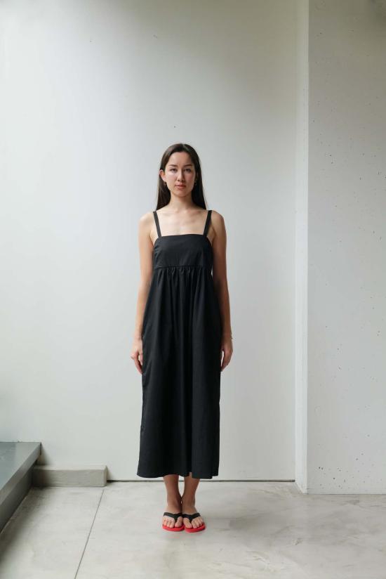  앳 던 롱 원피스 새벽에. 브렌다 드레스 2 드레스 - AT DAWN.