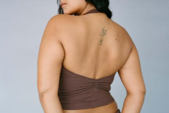  질 로드리게즈 민소매 티셔츠 길 로드리게스 코라존 홀터탑 - GIL RODRIGUEZ