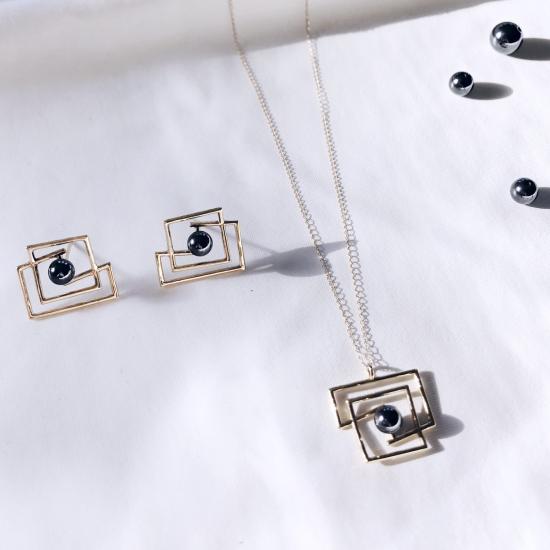  메탈렙시스 프로젝트 이어링 볼텐 스퀘어  14k 골드/헤마타이트 - METALEPSIS PROJECTS