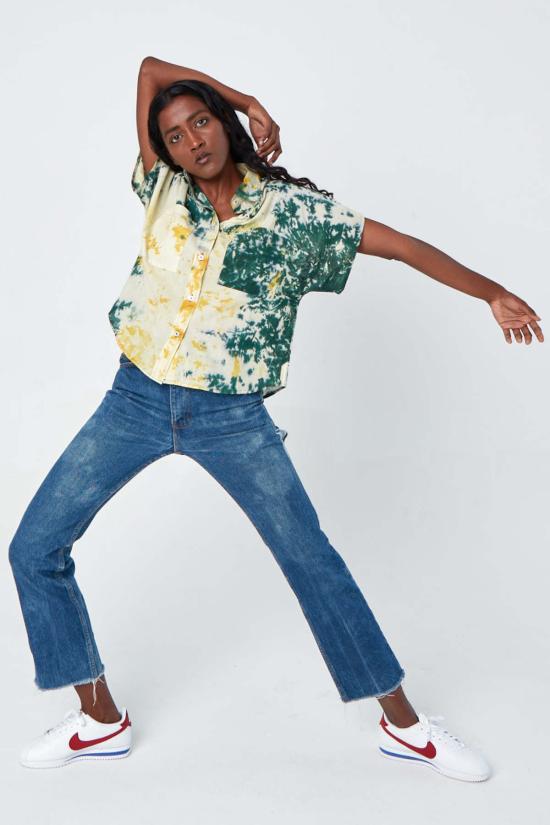  DUSHYANT. 반팔 셔츠 두샨트. 타라 핸드다이드 드롭 슬리브  (녹색, 노란색/흰색 타이 다이) - OTHER BRANDS