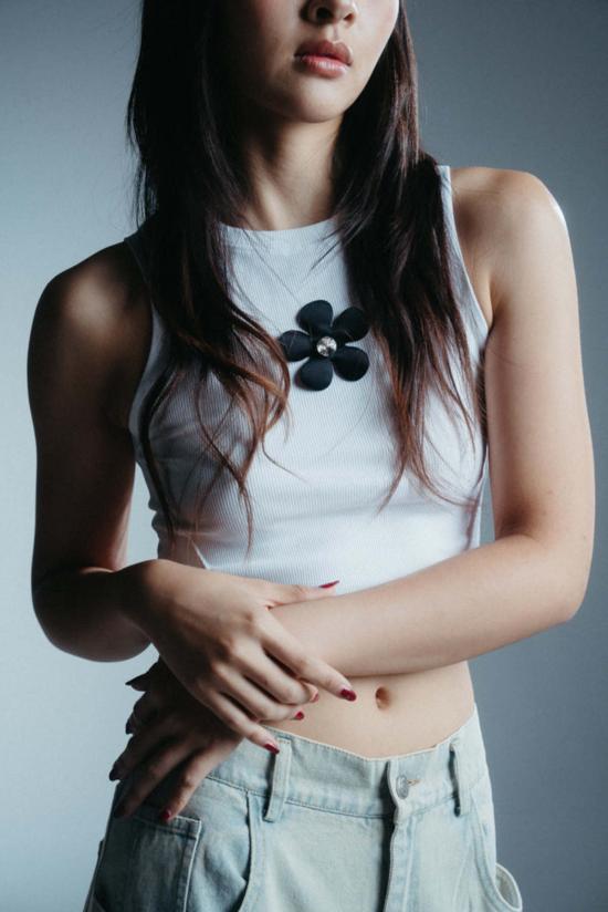  메리 로 민소매 티셔츠 페탈스 크롭 탱크탑