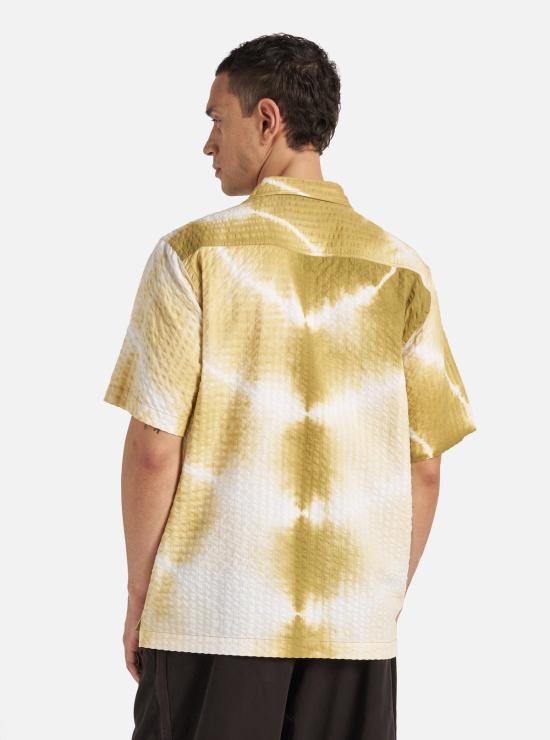  유니버셜웍스 반팔 셔츠 유니버설 웍스 타이 다이 캠프  카키 시어서커 - UNIVERSAL WORKS