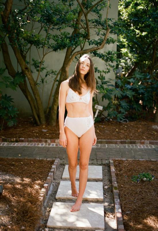  로레트 란제리 팬티 캄 하이라이즈  화이트 - LORETTE LINGERIE