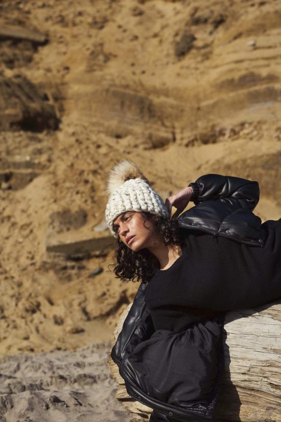  Mischa Lampert 모자 미샤 램퍼트 화이트/마블 비니 폼스터 + 골드 스파클 + 라쿤 Xl 폼 - OTHER BRANDS